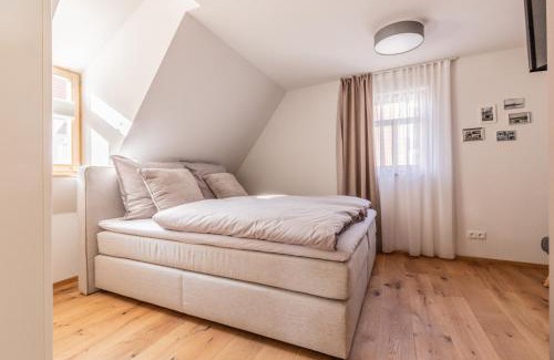 Margetshoechheim House | maindrei - schlafen am fluss
