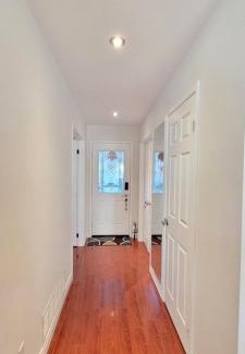 Steeles House | Mainfloor Spacious Room in Toronto