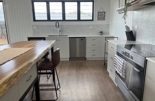 Barrine House | MainRidge on Lake Tinaroo