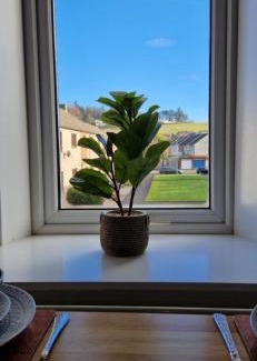 Lockerbie Apartment | Mains Street Retreat