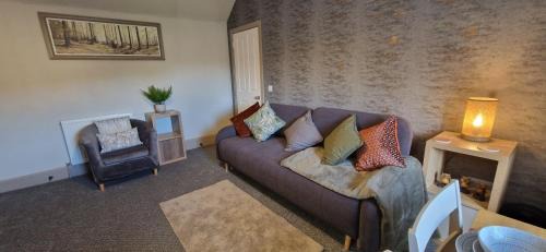Lockerbie Apartment | Mains Street Retreat