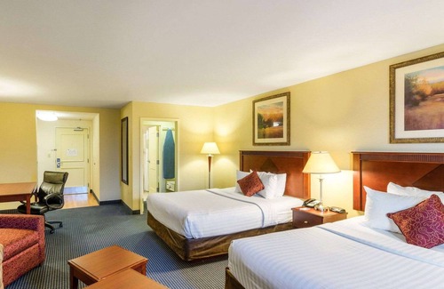 Dover Hotel | MainStay Suites Dover