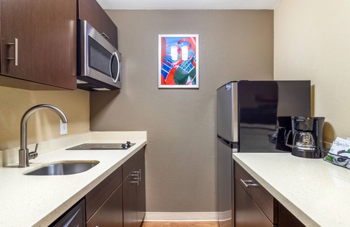 Nassau Bay Hotel | MainStay Suites Houston NASA/Clear Lake