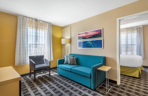 Nassau Bay Hotel | MainStay Suites Houston NASA/Clear Lake