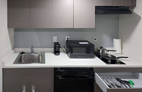 Prince George Hotel | MainStay Suites Prince George - Fort Gregg