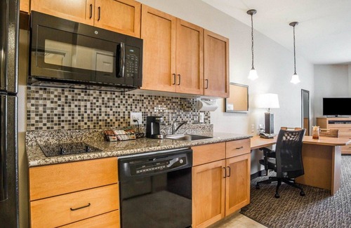 Sidney Hotel | MainStay Suites Sidney - Medical Center