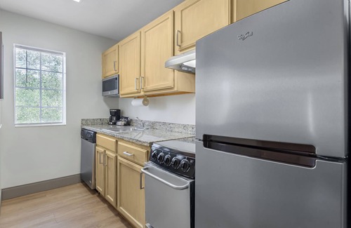 Temple Terrace Hotel | MainStay Suites Tampa Moffitt-USF