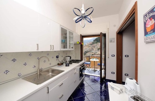 Maiori Apartment | MAIORI "Reginella" house with terraces & sea view