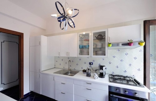 Maiori Apartment | MAIORI "Reginella" house with terraces & sea view