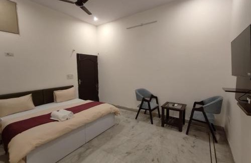 Faridabad House | Maira Retreat