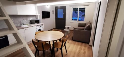 Ano Siros Apartment | Mairyren Luxury apartment