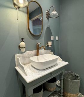 Saint-Symphorien-de-Marmagne Apartment | Maison Belle Vie