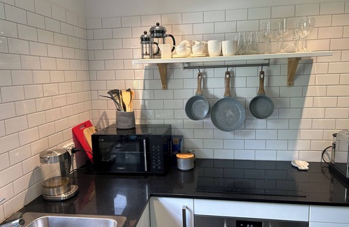Mount Victoria Cottage | Maisie’s Cottage Cozy 2-bedroom cottage in historic Mount Victoria