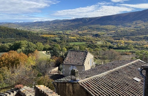 Saint-Martin-de-Castillon House | Maison de Famille Face au Lubéron