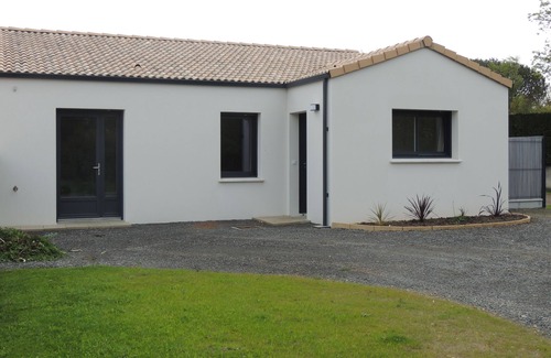 Saint-Urbain House | Maison à 15 Minutes de la mer