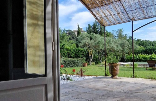 Ansouis Villa | Maison à 2 pas du Village D'ansouis à 30 Minutes D'aix-en-provence