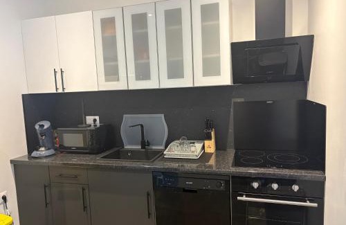 Saint-Thibault Apartment | Maison à la campagne