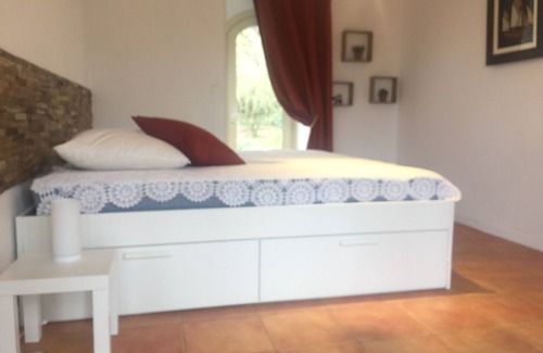 Guiclan Bed & Breakfast | Maison à la Campagne Avec Piscine 10 Minute de la mer Très Calme