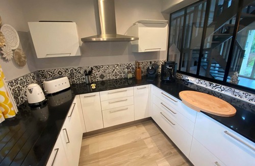 Pierrefiques House | Maison 10 Pers - Piscine Couverte/chauffée 7mois/12 Avec Site Perso Pour Info