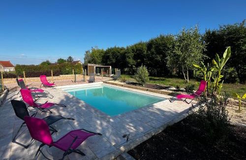 Bouce House | Maison 10 personnes avec piscine jacuzzi, proche du PAL