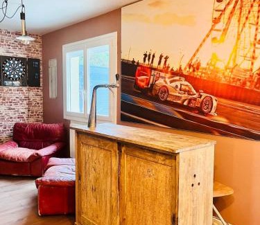 Le Mans House | Maison 1440 - STORIES, logement Atypique Sport Auto