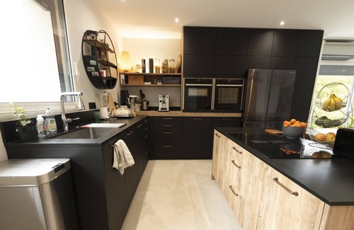 Saint-Denis-en-Bugey Villa | Maison 180m2 5 Chambres Avec Piscine