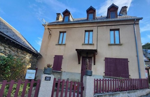 Gouaux-de-Luchon House | Maison 2 à 10 Pers. Dans Charmant Village de Montagne