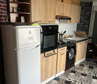 Saint-Jean-sur-Mayenne Apartment | Maison 2 chambres