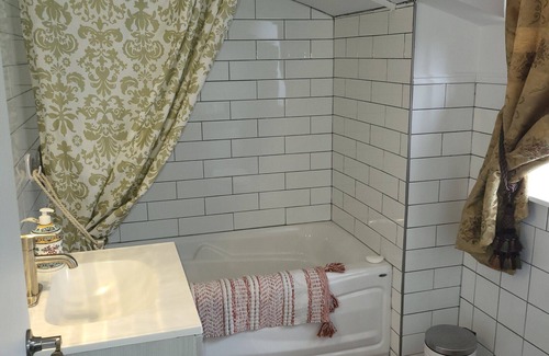 Lery House | Maison 2 Chambres, 2 Salles de Bain, sur 2 Étages