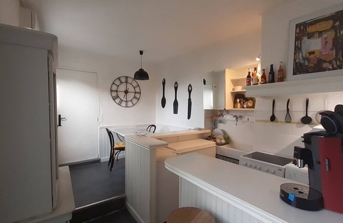 Mont Duplan House | Maison 2 Personnes Avec Garage Terrasse 5 Minutes Tour Magne/proche Centre Ville
