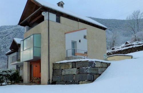 Crodo House | Maison 4 soleil. Casa design luce e natura