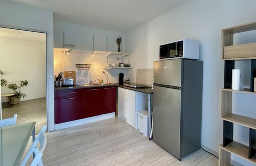 Le Thor Apartment | Maison 40m² Avec Jardin et Parking Privé