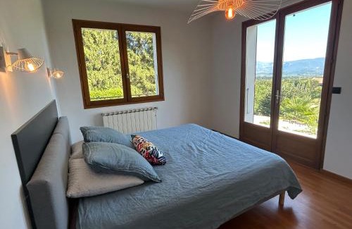 Saint-Bonnet-de-Chavagne House | Maison 5 chambres avec vue sur le Vercors