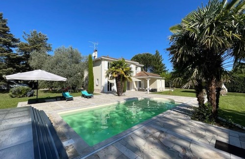 Lucenay House | Maison 6/10 Personnes Avec Piscine vue Golf