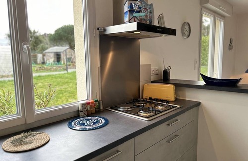 Pleherel-Plage-Vieux-Bourg House | Maison 6 Personnes à Proximité de L'anse du Croc