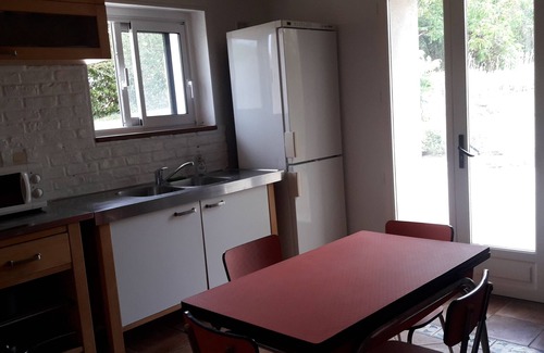 Dampierre-sur-Boutonne House | Maison au Calme Avec Jardin, Terrasse et Barbecue