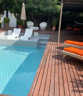Vedene House | Maison AdriAnna