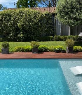 Vedene House | Maison AdriAnna