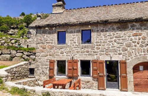 Pont-de-Montvert-Sud-Mont-Lozere House | Maison andre