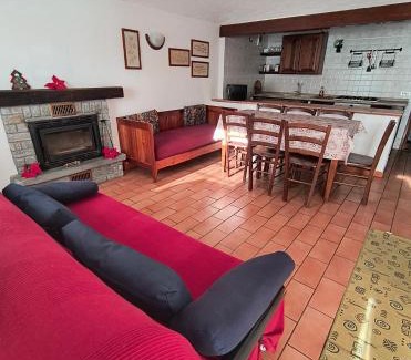 Antagnod Apartment | Maison Ansemasy - Maisons de Charme- Caratteristico Appartamento con tre camere e due bagni