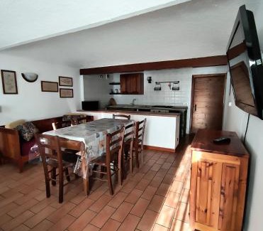 Antagnod Apartment | Maison Ansemasy - Maisons de Charme- Caratteristico Appartamento con tre camere e due bagni