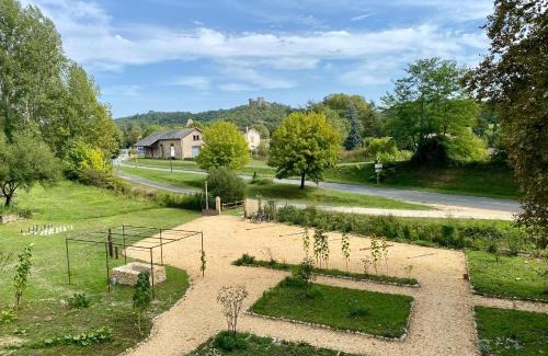 Sauveterre-la-Lemance House | Maison as Cambous