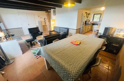 La Chapelle-de-Brain House | Maison au calme pour 7 personnes