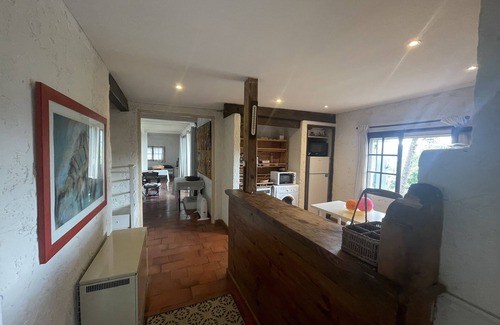 Simiane-Collongue House | Maison au calme sous les pins.