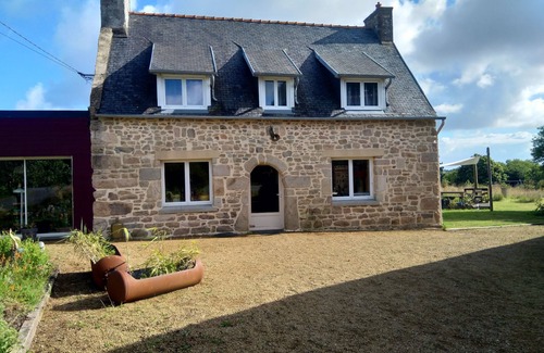Camlez House | Maison au Calme, Avec Très Grand Jardin, à 5 kms de la Plage de Trestel