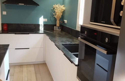 Gardanne Villa | Maison au sud D'aix-en-provence, Calme Absolu, 8/10 Couchages, 20 Min. de la mer