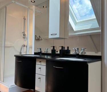 Chatillon-sur-Morin Villa | Maison avec Piscine, Jacuzzi et grand Jardin à 1h de Paris