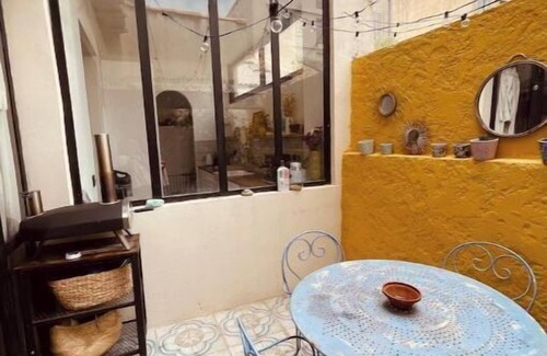 Le Camas House | Maison Avec Patio au Camas