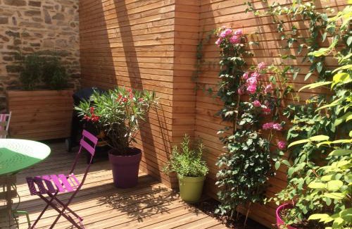 Arbois House | Maison avec patio centre ville quartier calme