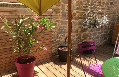 Arbois House | Maison avec patio centre ville quartier calme